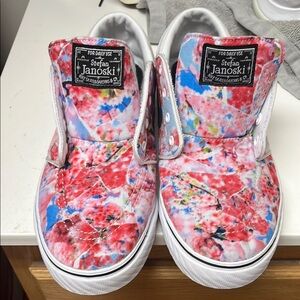 Stefan Janoski Nike 7Y Men’s 7 8.5 women’s